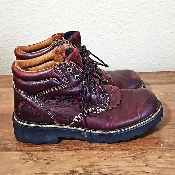 ARIAT Boots. - Picture 3 of 9